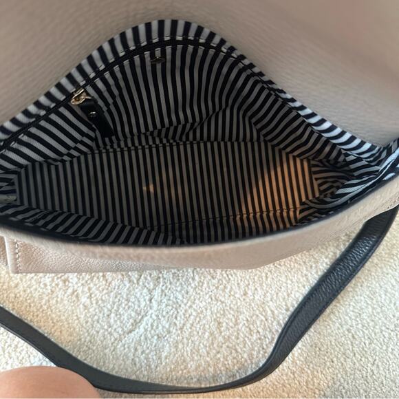 Kate Spade New York Cobble Hill Small Toddy Satchel Black Neutral - Picture 6 of 8